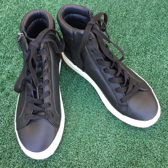 olli high top sneaker